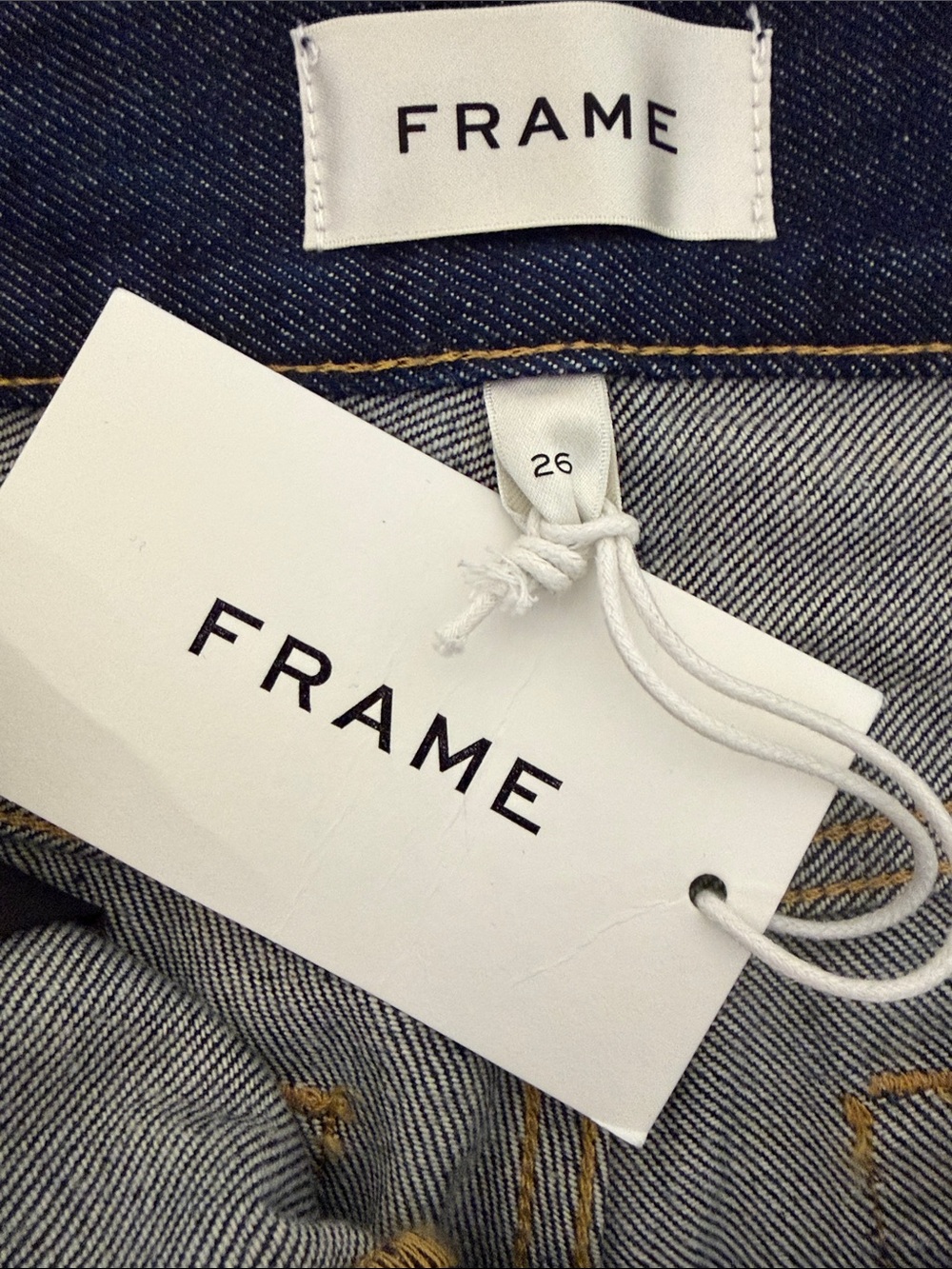 NWT FRAME Trapunto Trouser Jeans in Rinse Size 26 - Picture 12 of 15